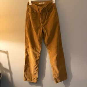 Levi’s loose 90s corduroy